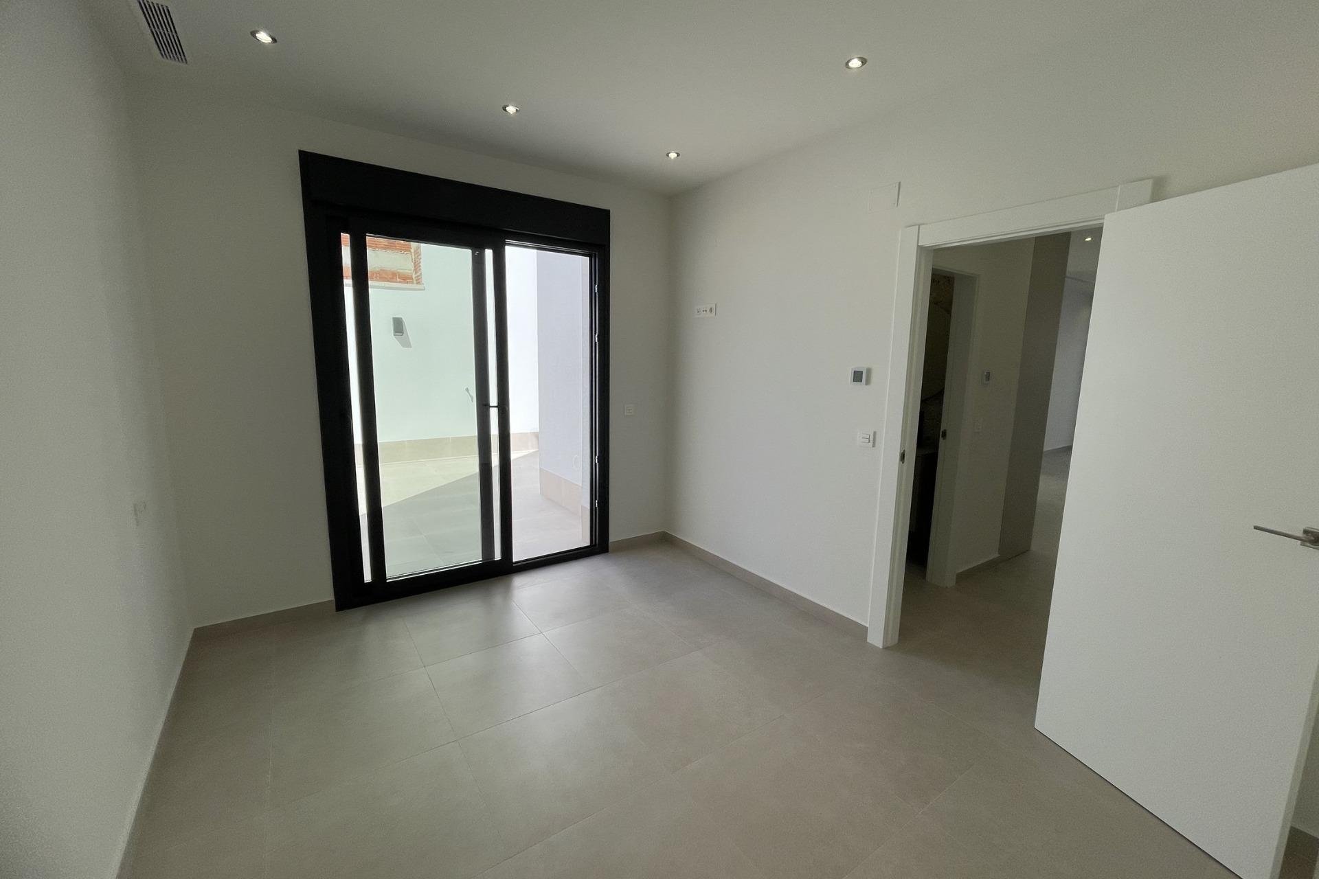 Rynek Pierwotny - Willa - Almoradí - Heredades