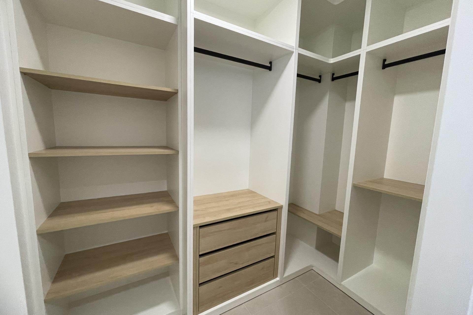 Rynek Pierwotny - Willa - Almoradí - Heredades