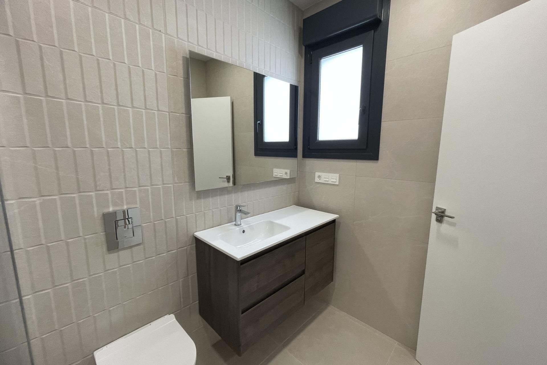 Rynek Pierwotny - Willa - Almoradí - Heredades