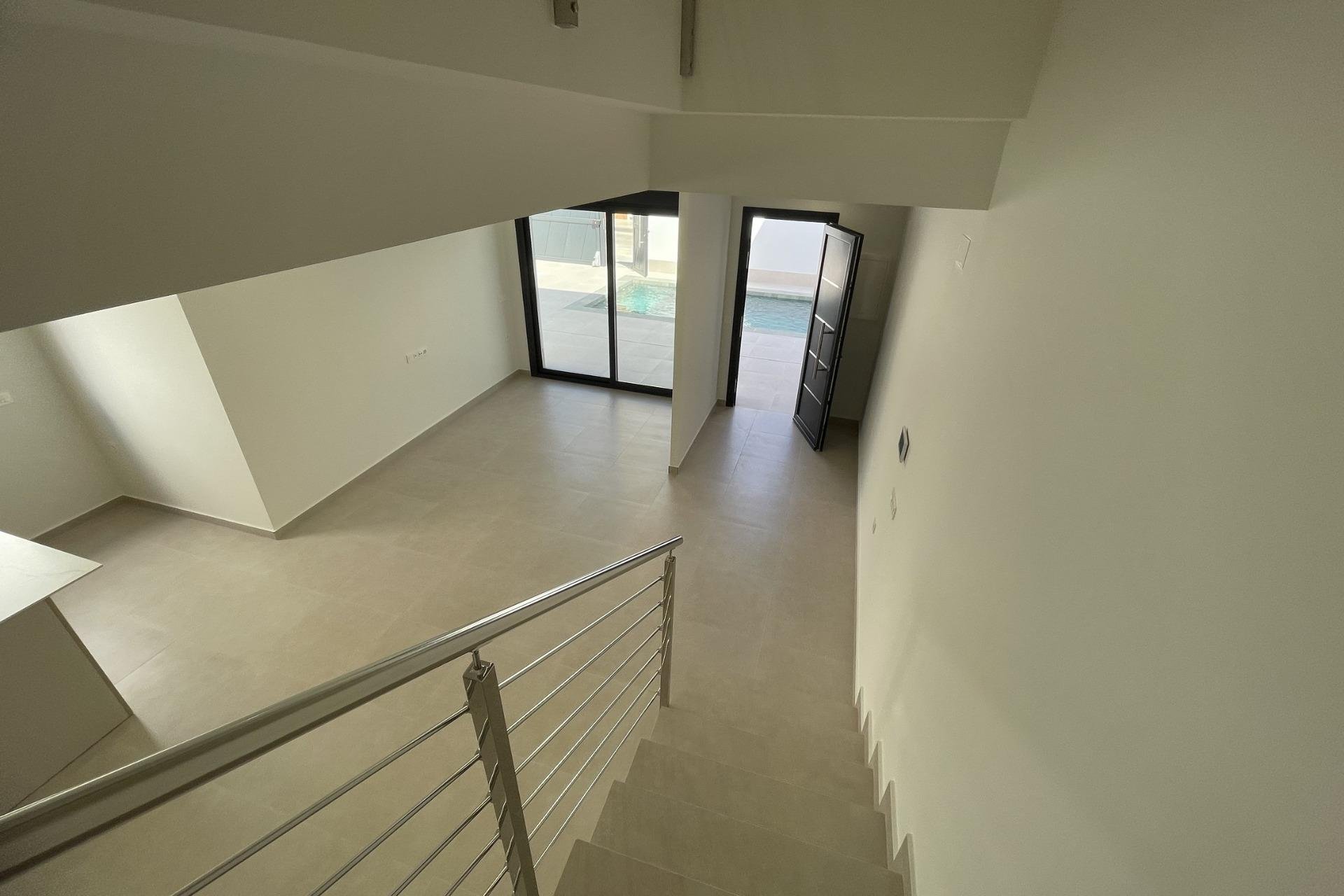 Rynek Pierwotny - Willa - Almoradí - Heredades