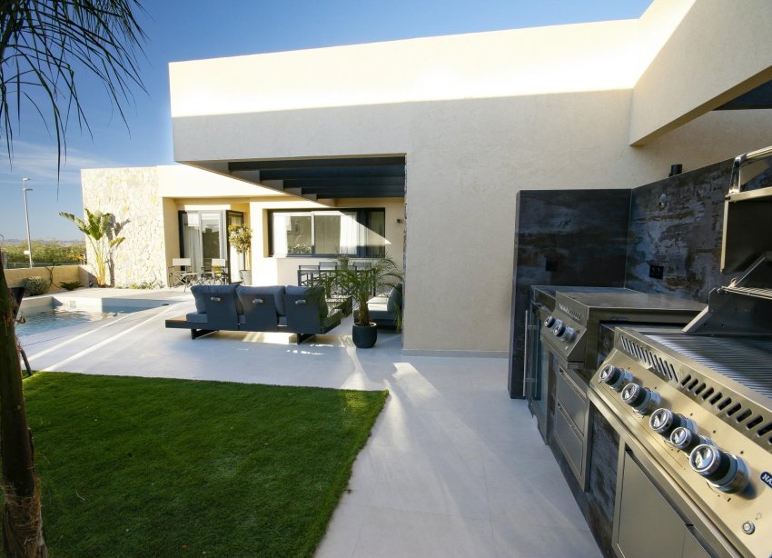 Rynek Pierwotny - Willa - Baños y Mendigo - Altaona Golf