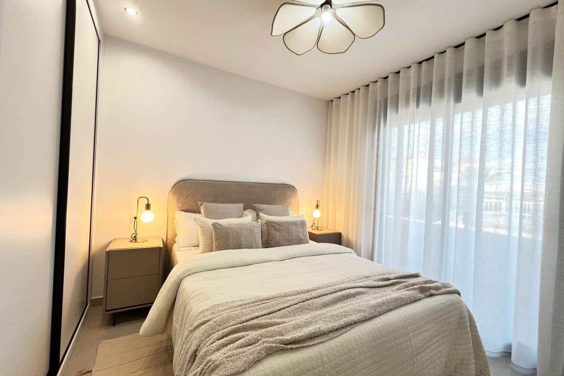 Rynek Pierwotny - Willa - Benferri - Benfis Park