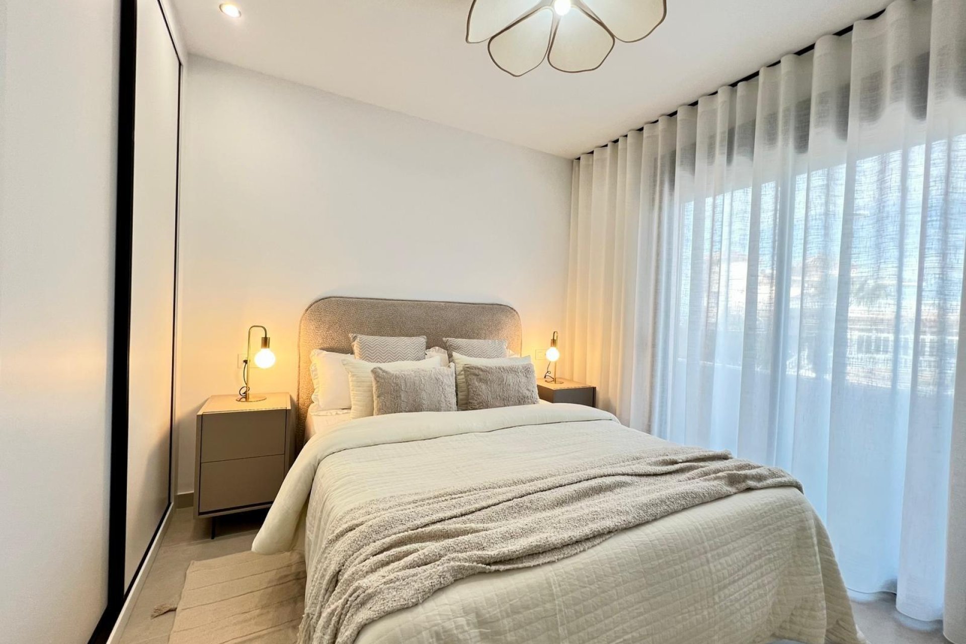 Rynek Pierwotny - Willa - Benferri - Benfis Park