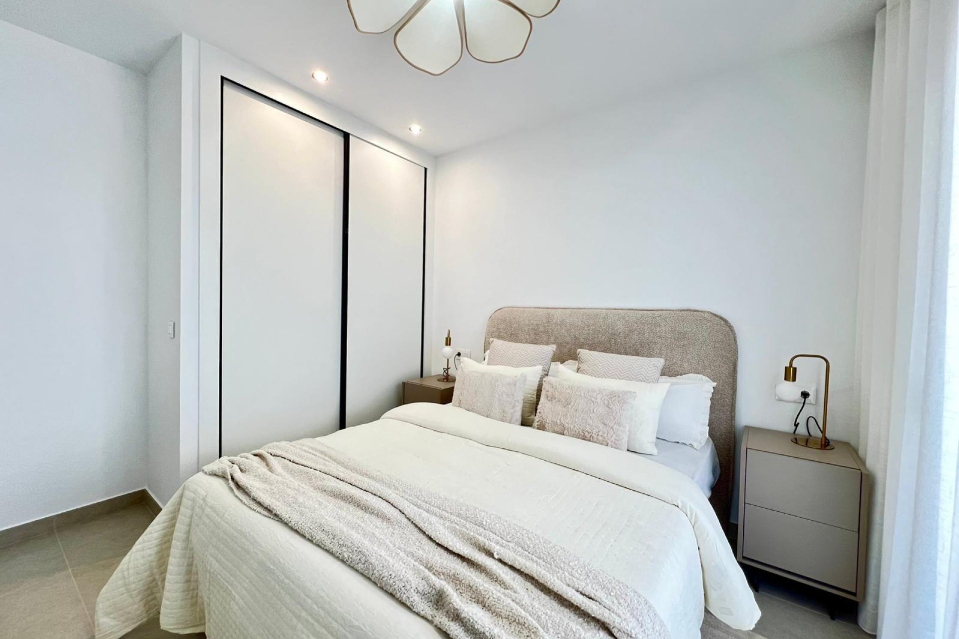 Rynek Pierwotny - Willa - Benferri - Benfis Park