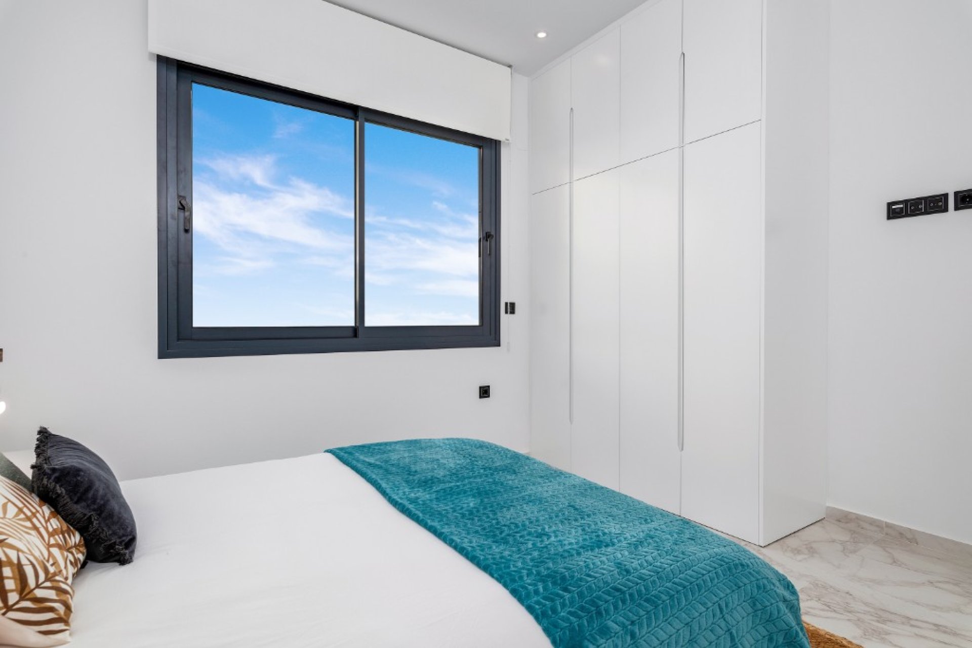 Rynek Pierwotny - Willa - Benijofar