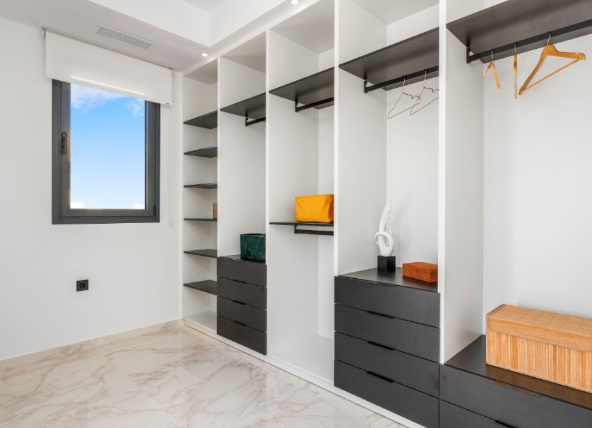 Rynek Pierwotny - Willa - Benijofar