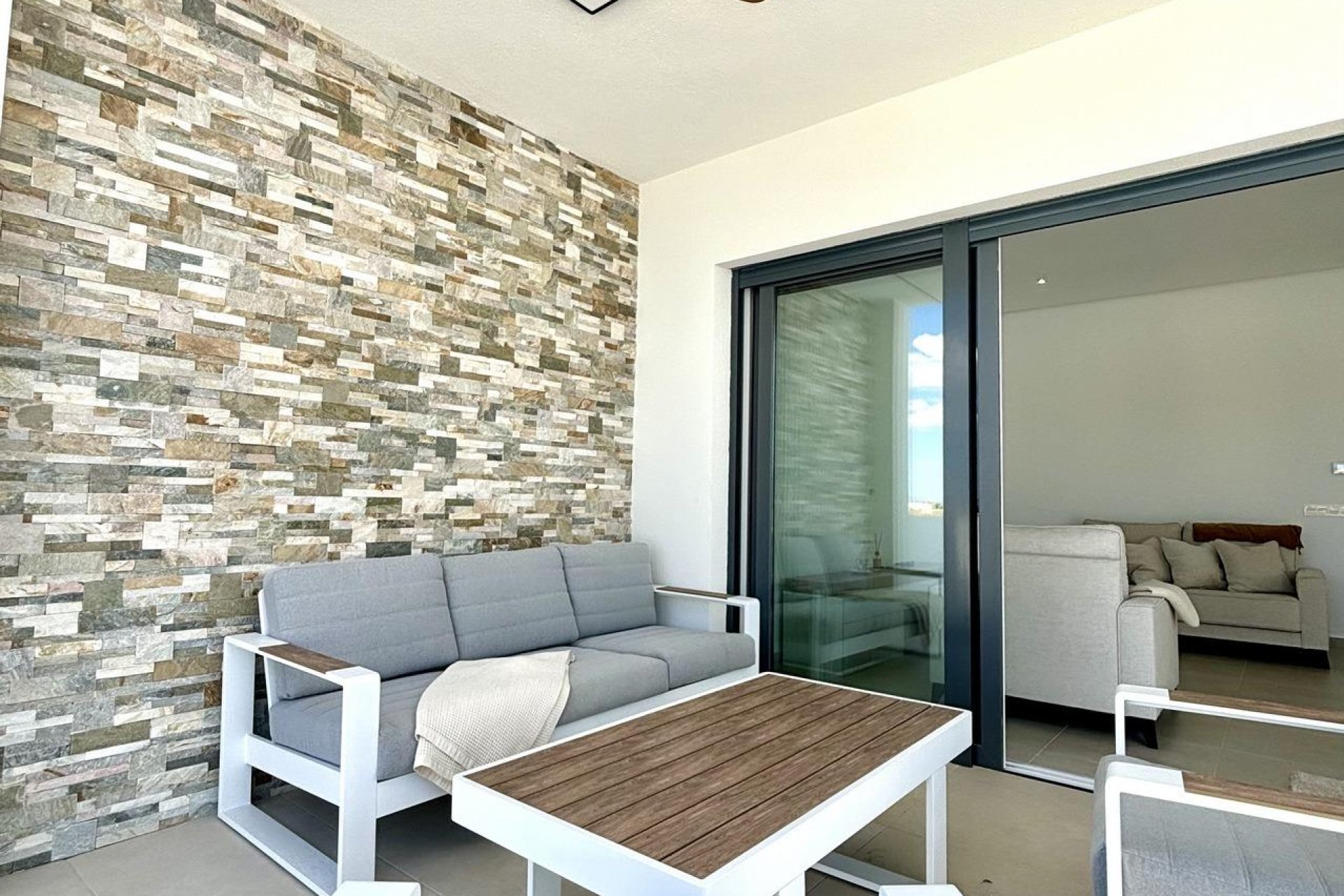 Rynek Pierwotny - Willa - Benijofar