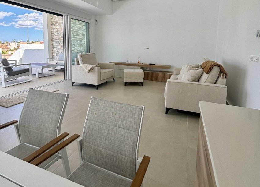 Rynek Pierwotny - Willa - Benijofar