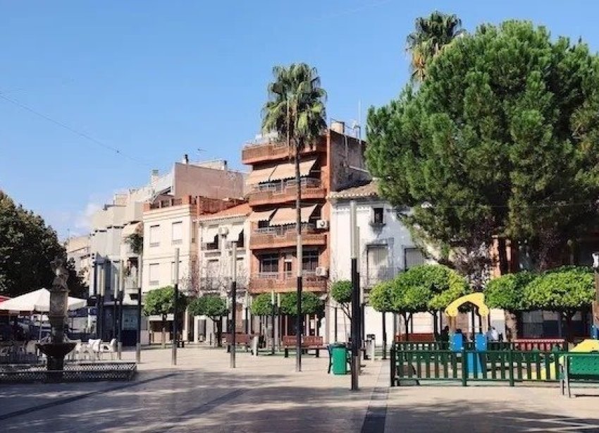 Rynek Pierwotny - Willa - Calasparra