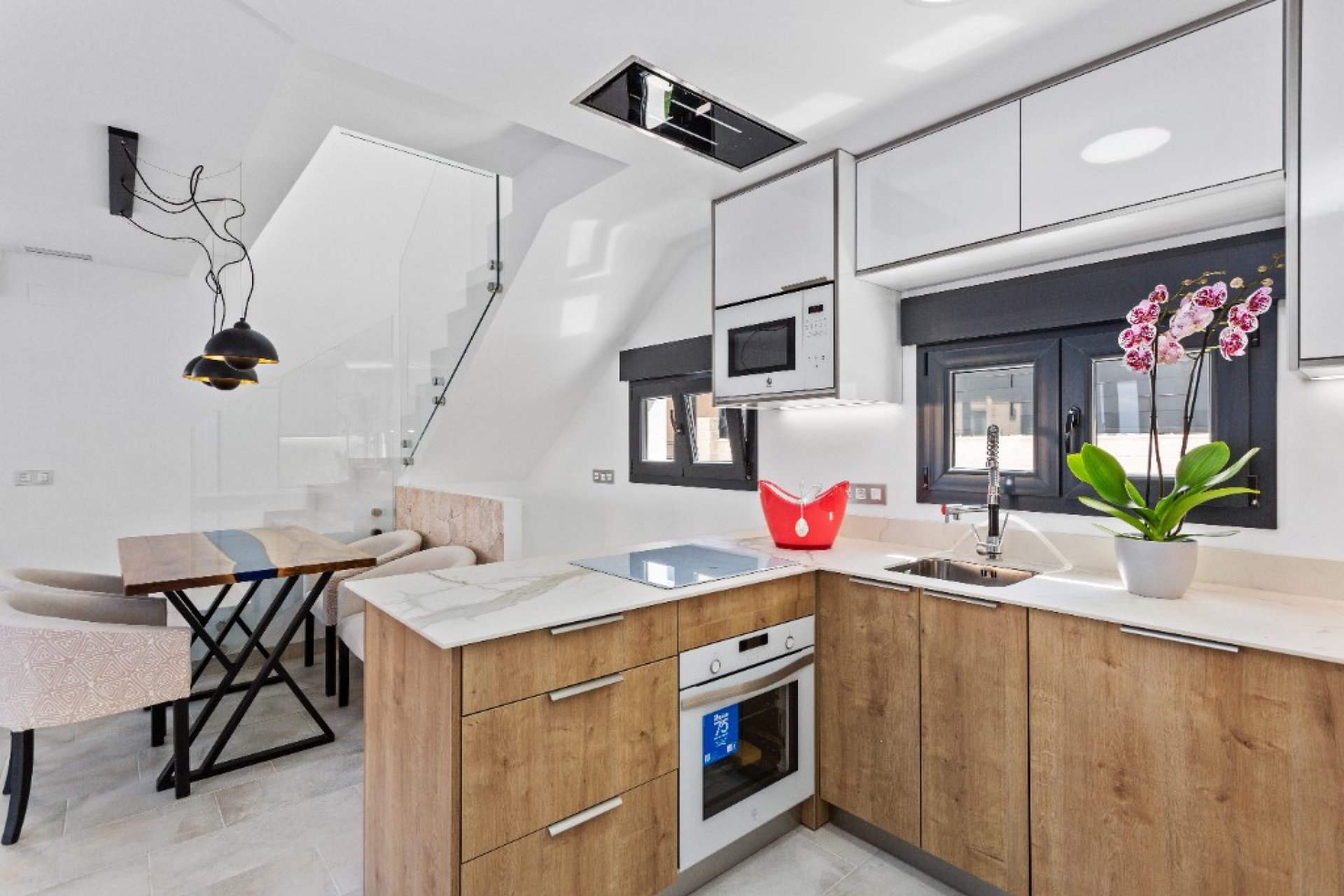 Rynek Pierwotny - Willa - La Mata