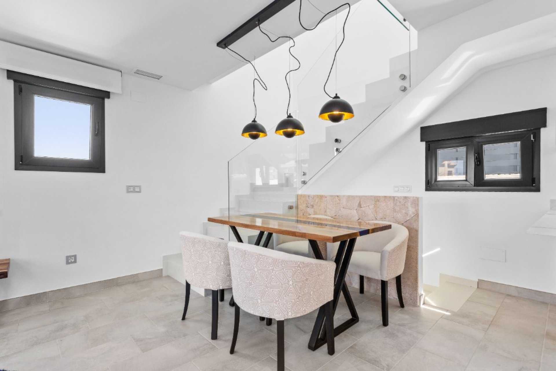 Rynek Pierwotny - Willa - La Mata