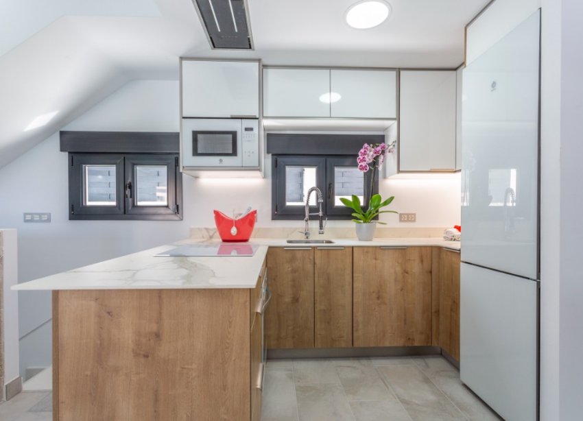 Rynek Pierwotny - Willa - La Mata