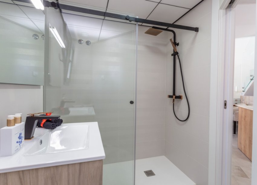 Rynek Pierwotny - Willa - La Mata