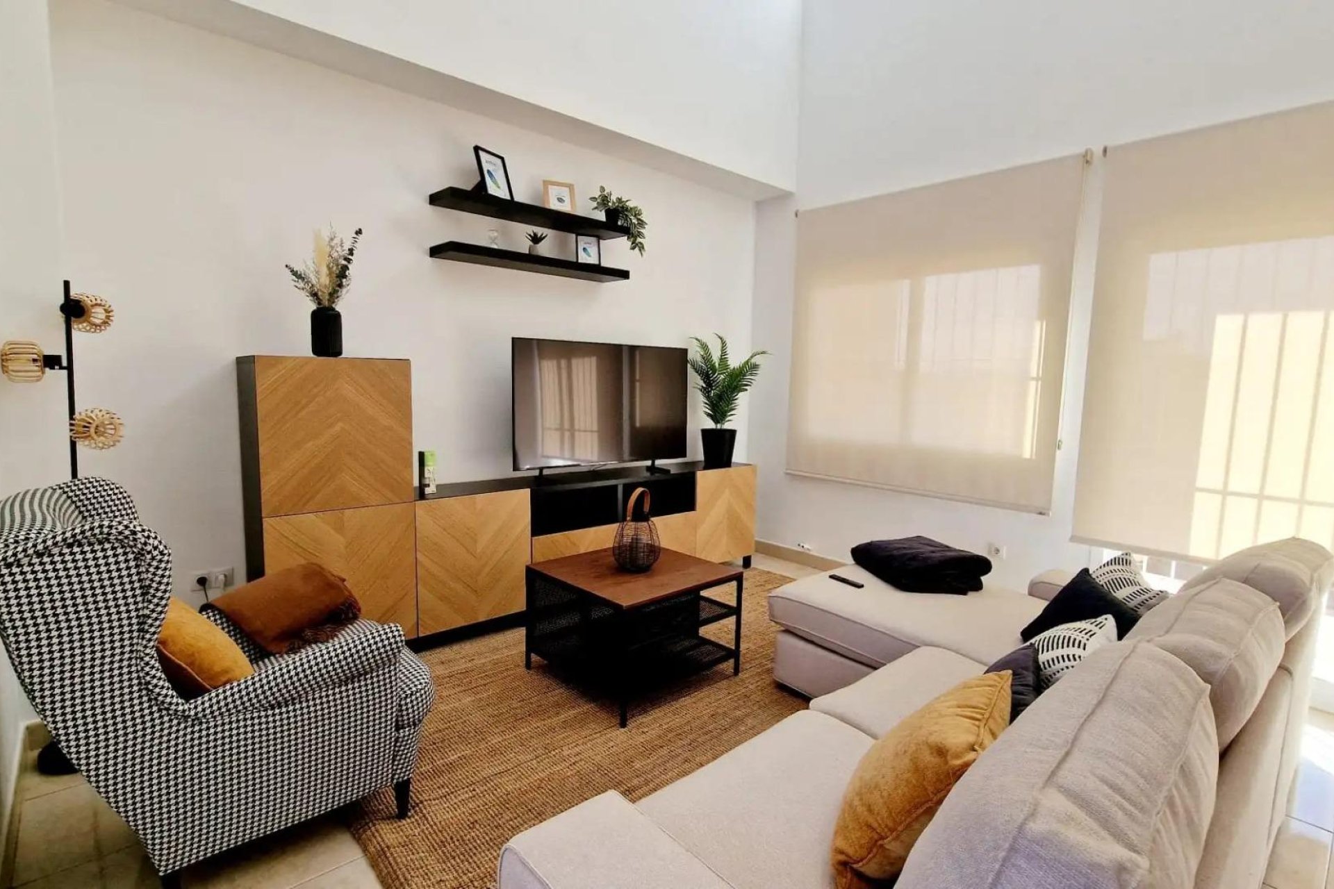 Rynek Pierwotny - Willa - Lorca - Purias