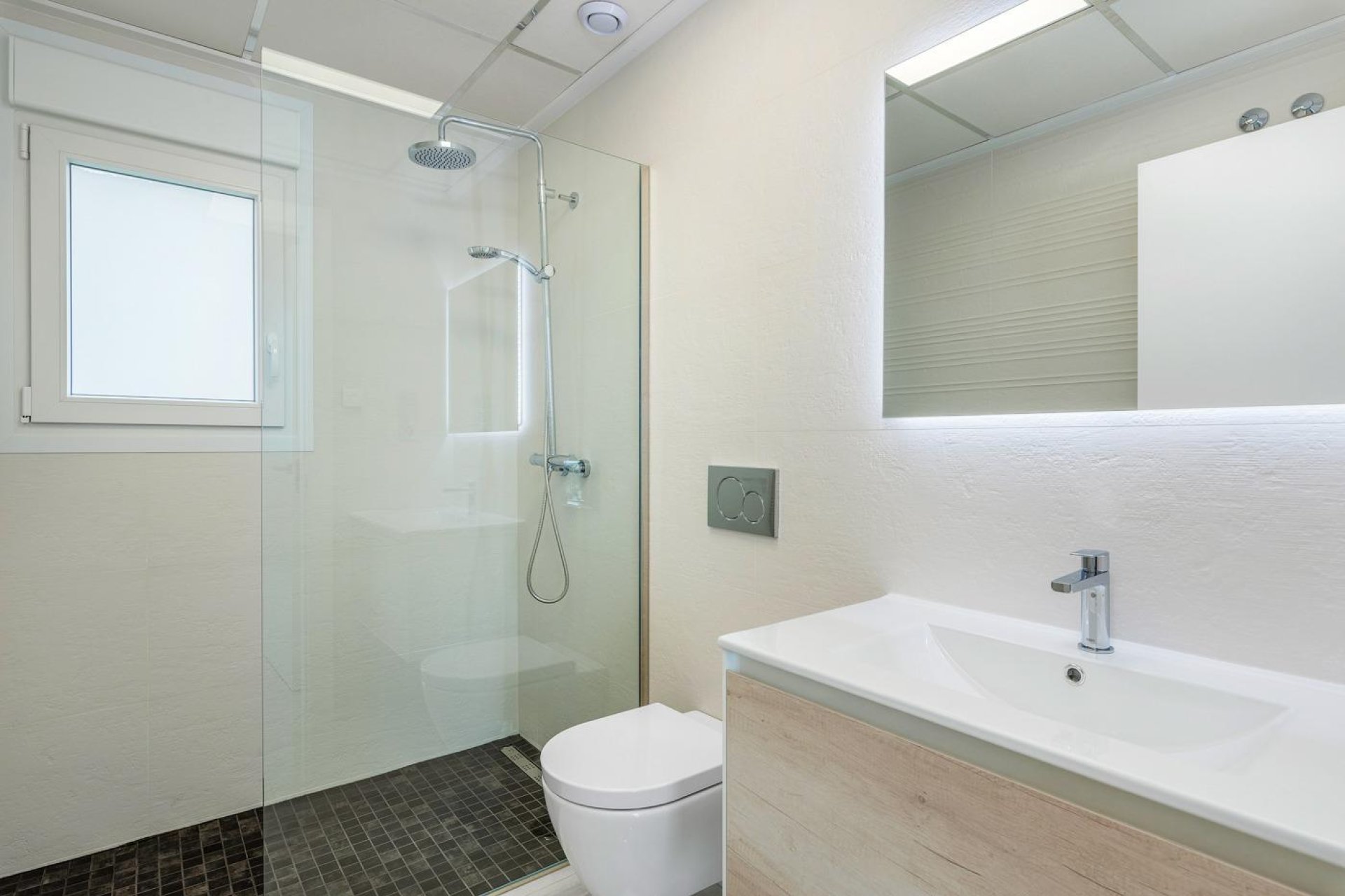 Rynek Pierwotny - Willa - Los Montesinos - La herrada