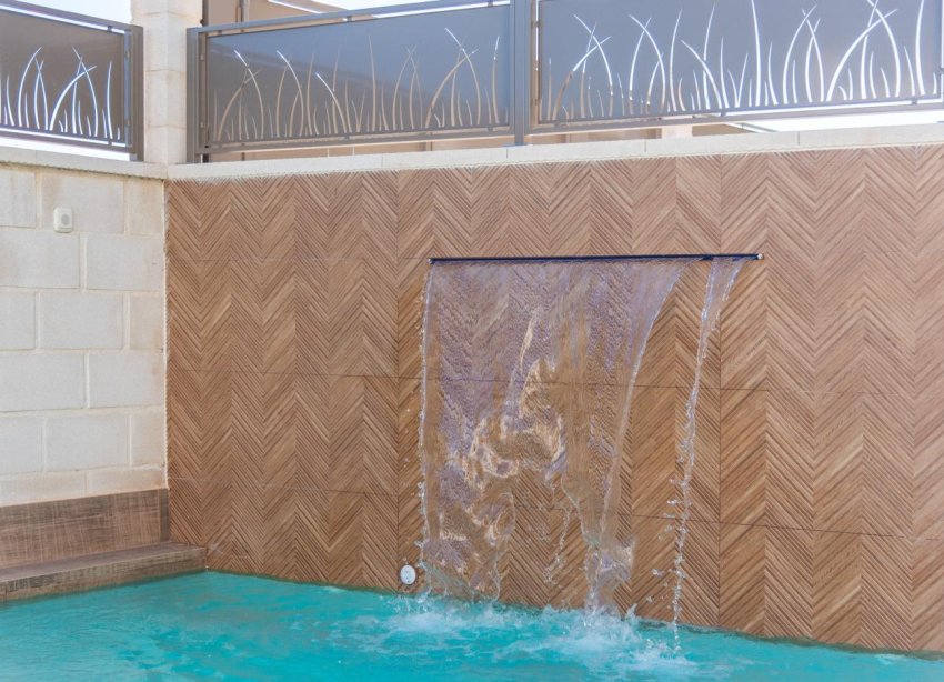 Rynek Pierwotny - Willa - Los Montesinos - La herrada