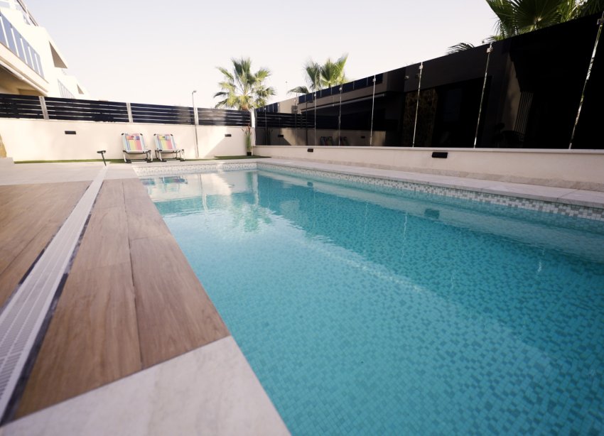 Rynek Pierwotny - Willa - Orihuela Costa - Dehesa De Campoamor