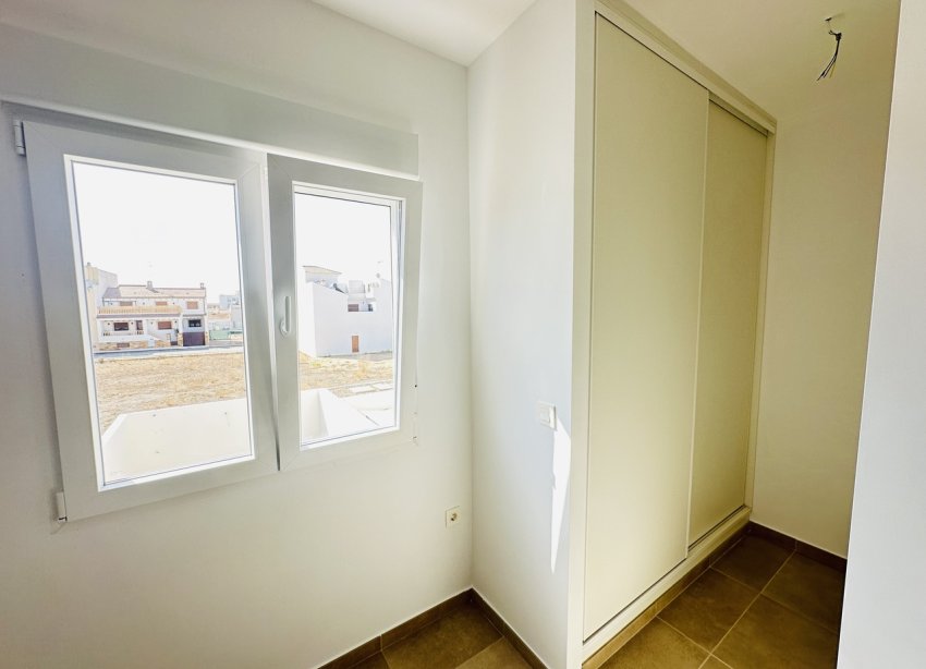 Rynek Pierwotny - Willa - Pilar de la Horadada