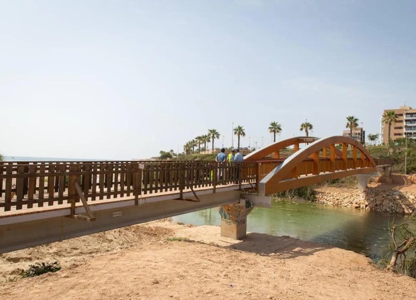 Rynek Pierwotny - Willa - Pilar de la Horadada