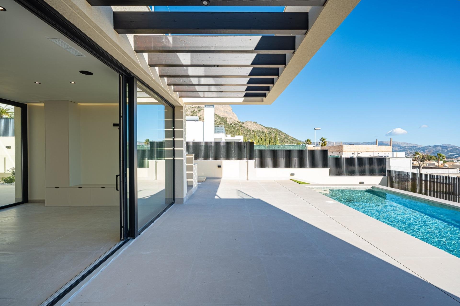 Rynek Pierwotny - Willa - Polop - La Alberca