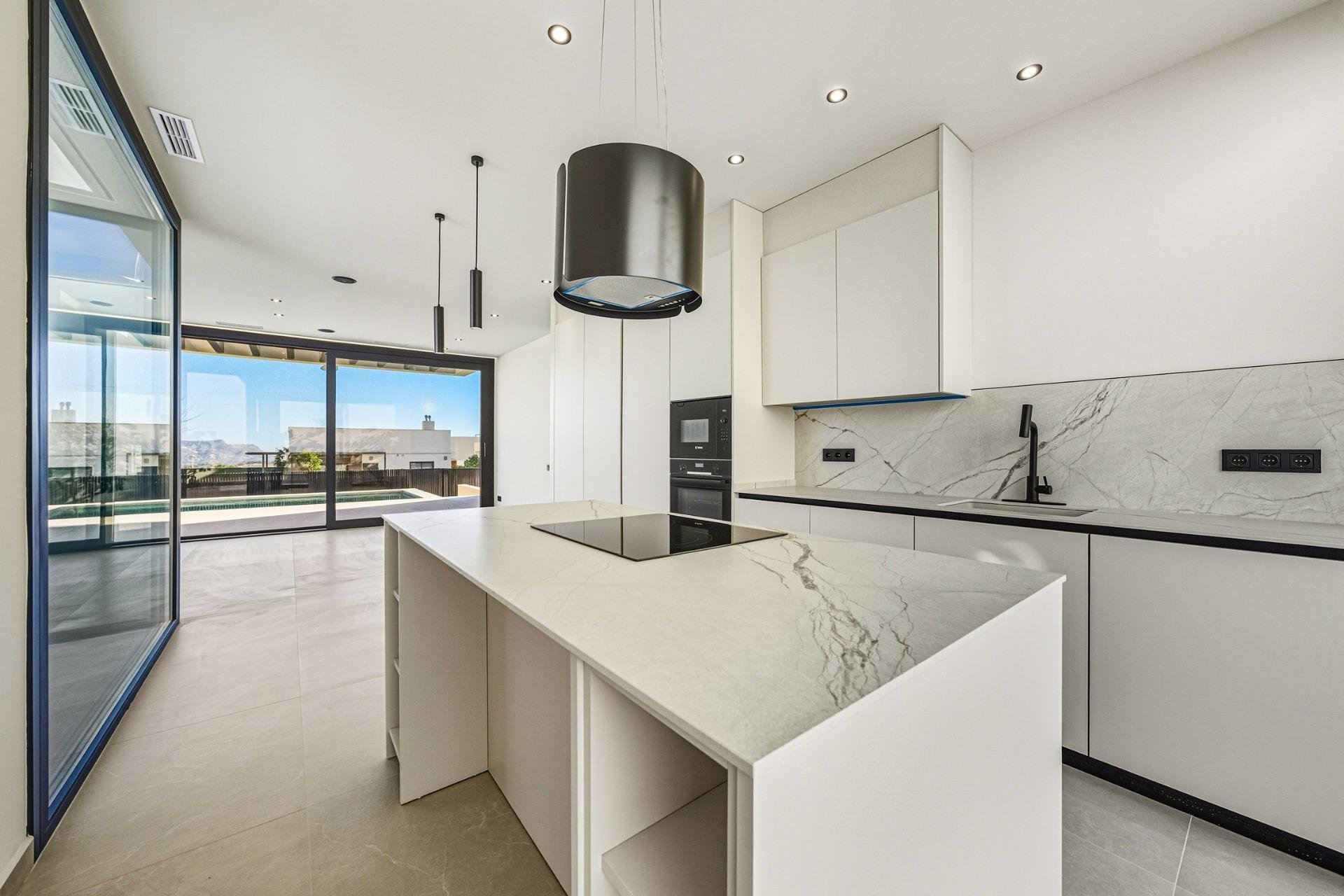 Rynek Pierwotny - Willa - Polop - La Alberca