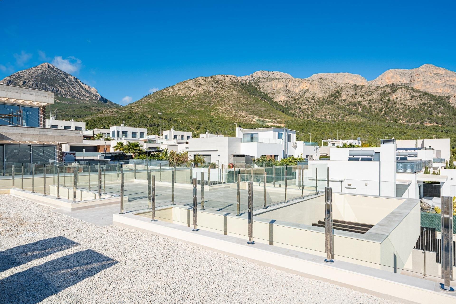 Rynek Pierwotny - Willa - Polop - La Alberca