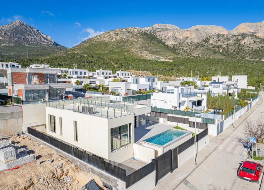 Rynek Pierwotny - Willa - Polop - La Alberca