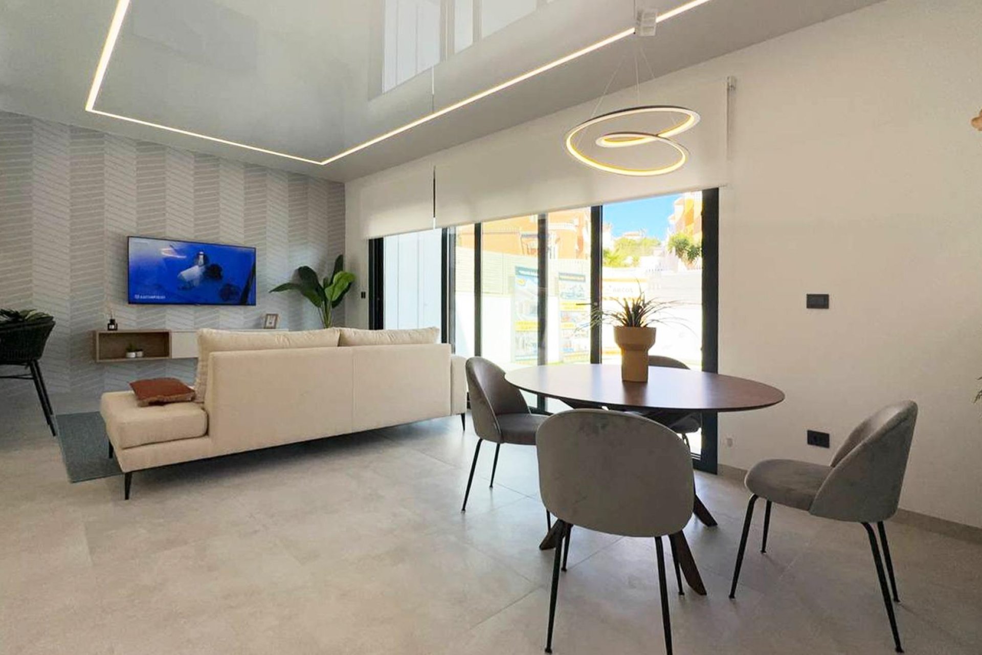 Rynek Pierwotny - Willa - San Miguel de Salinas - BLUE LAGOON