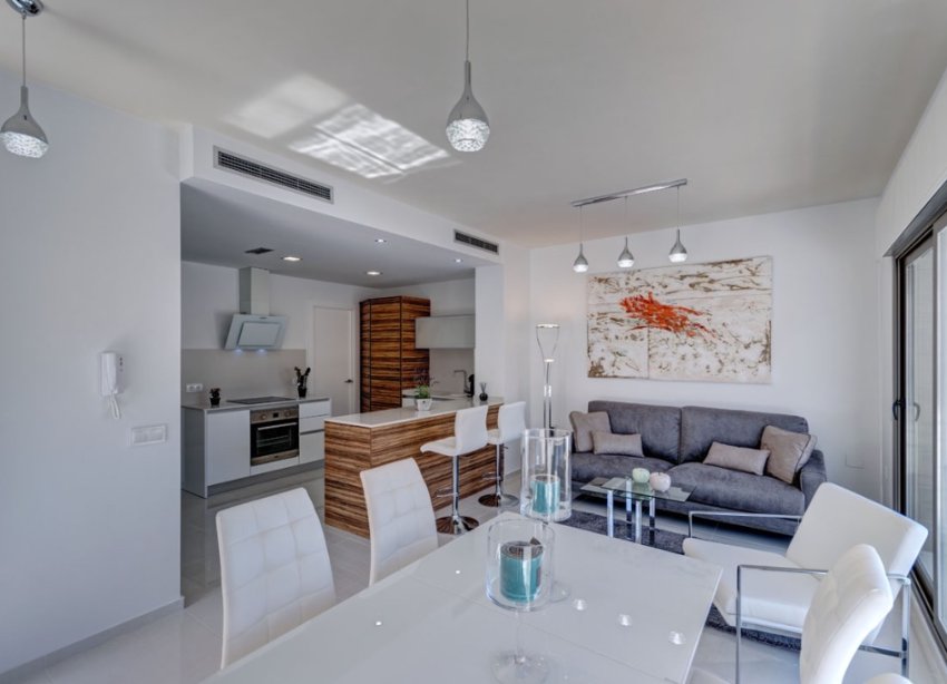 Rynek Pierwotny - Willa - San Miguel de Salinas