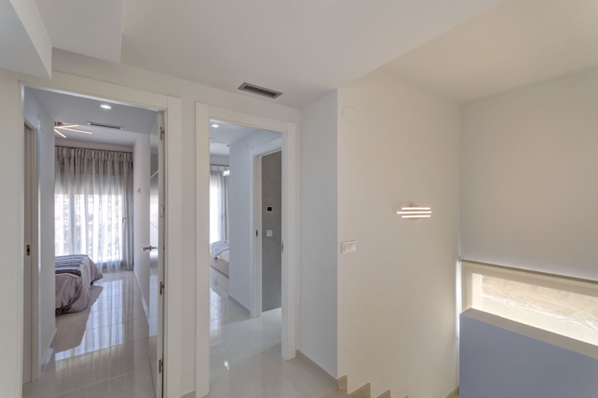 Rynek Pierwotny - Willa - San Miguel de Salinas