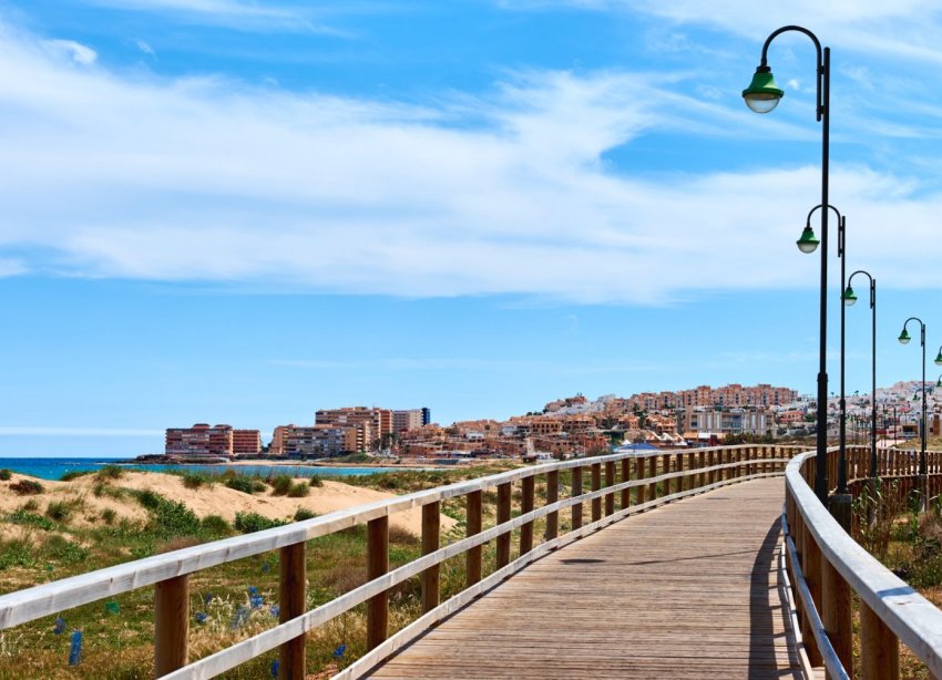 Rynek Pierwotny - Willa - Torrevieja - La Mata