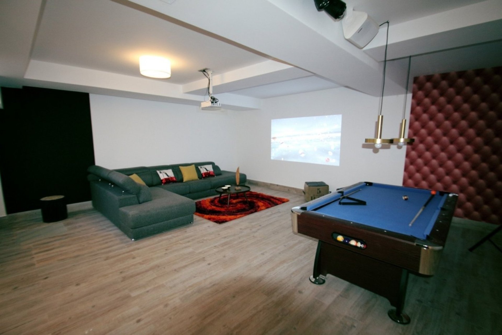 Rynek Pierwotny - Willa - Vera