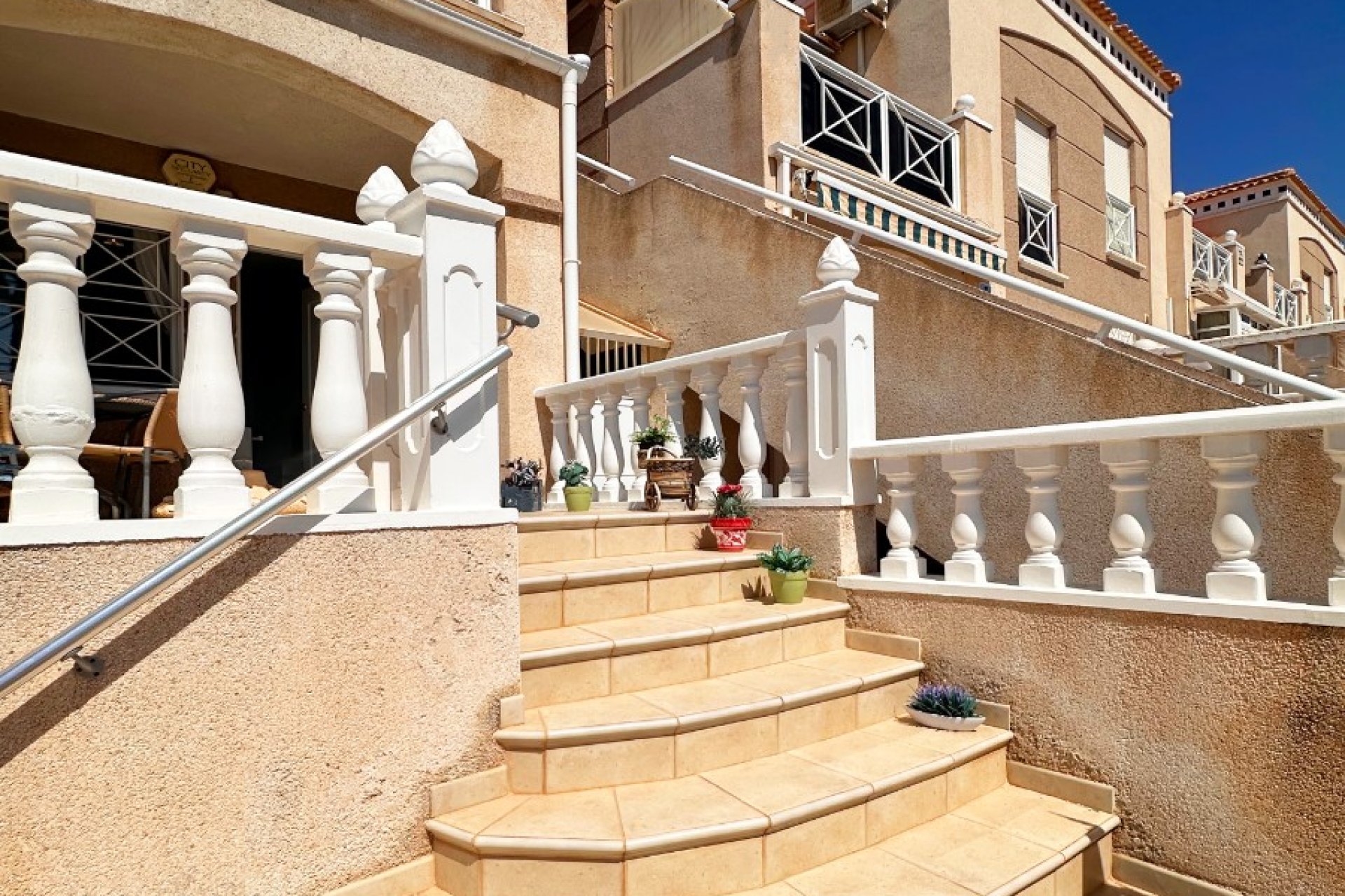 Rynek Wtórny - Bungalow / Domek parterowy - ﻿Torrevieja (Alicante) - Spain