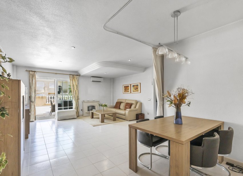 Rynek Wtórny - Apartament / Duplex - Guardamar del Segura