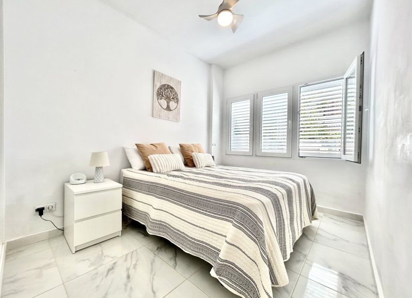 Rynek Wtórny - Apartament / Duplex - Orihuela Costa - La Zenia