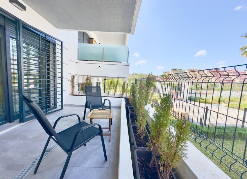 Rynek Wtórny - Apartament / Duplex - Orihuela Costa - Las Filipinas