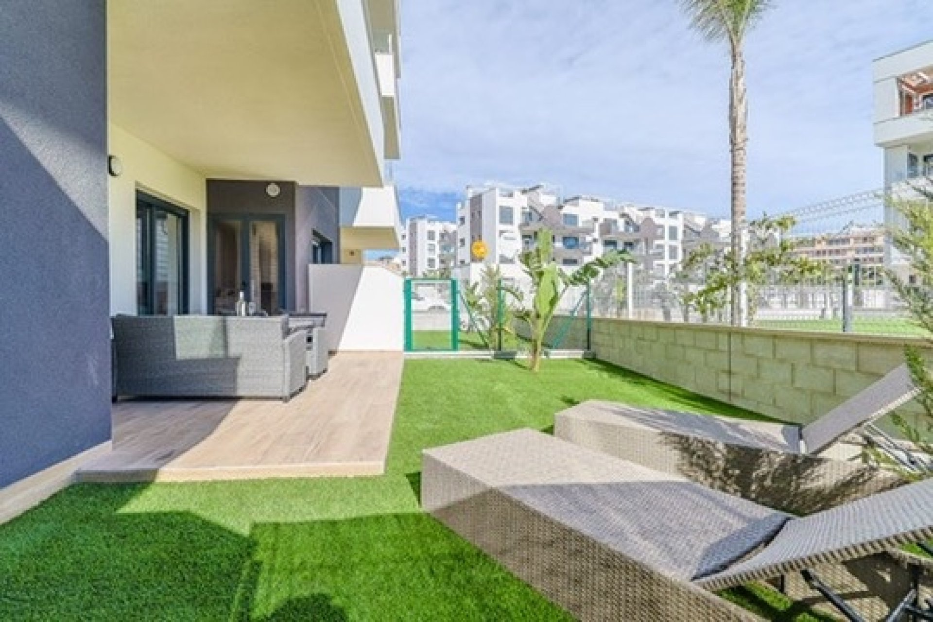 Rynek Wtórny - Apartament / Duplex - Orihuela Costa - Las Filipinas