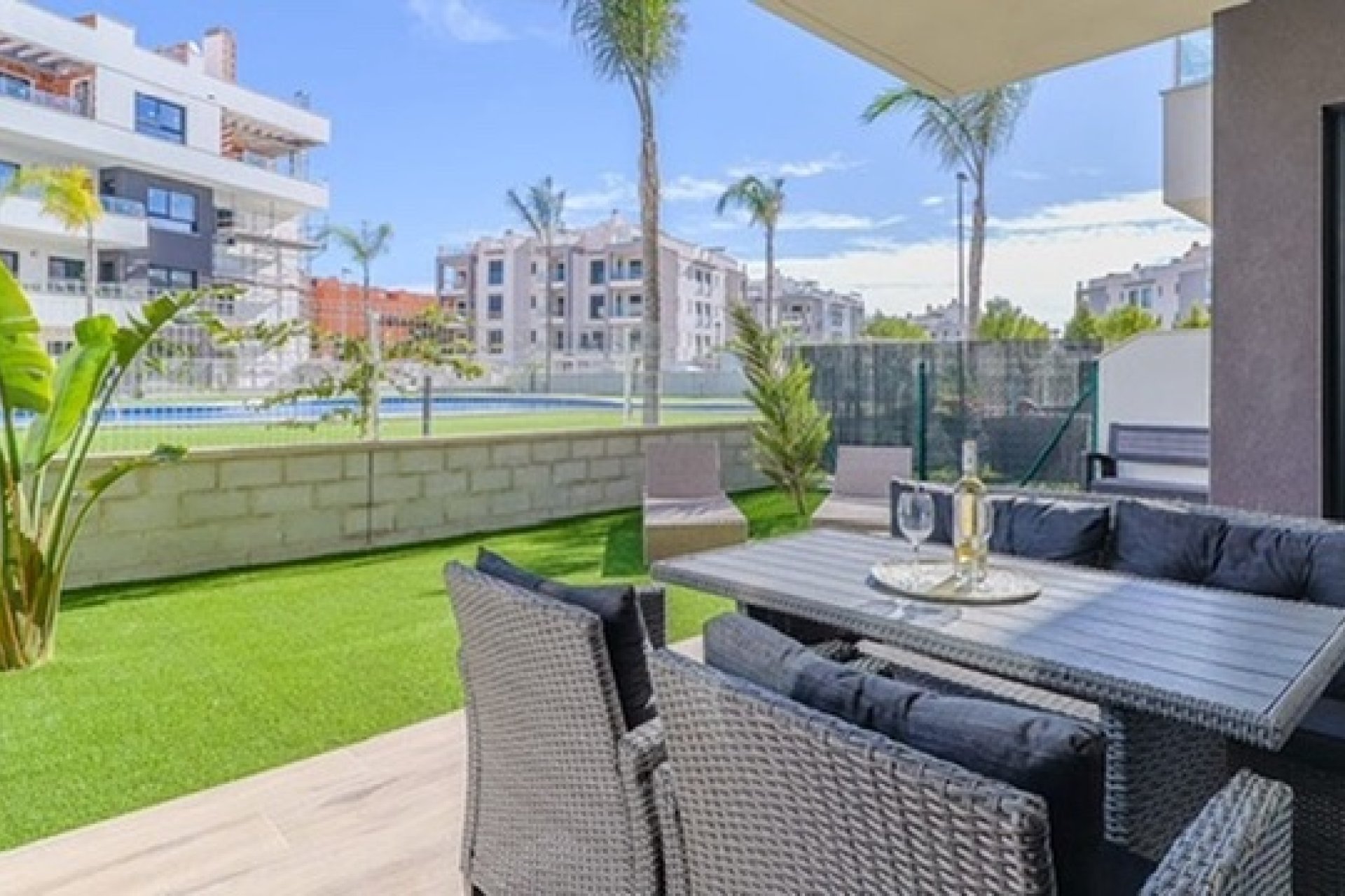 Rynek Wtórny - Apartament / Duplex - Orihuela Costa - Las Filipinas