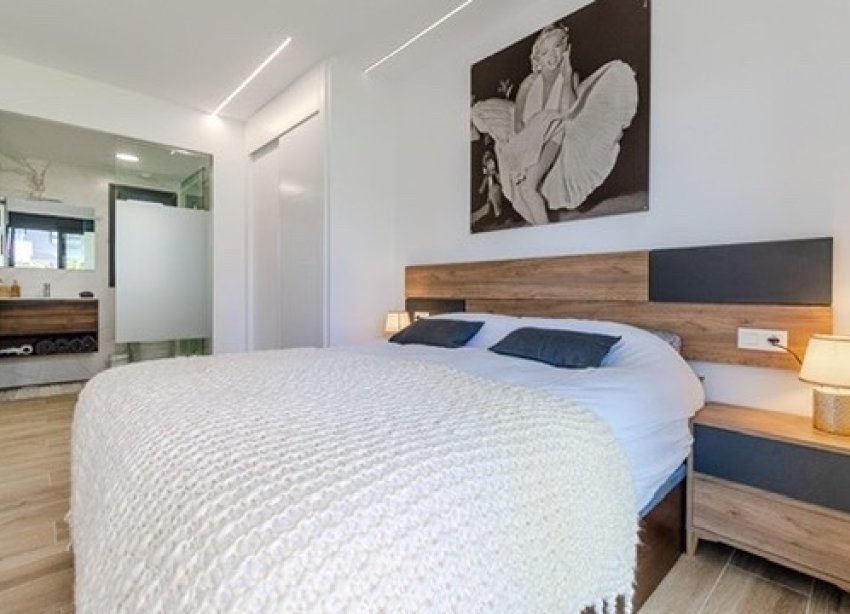 Rynek Wtórny - Apartament / Duplex - Orihuela Costa - Las Filipinas