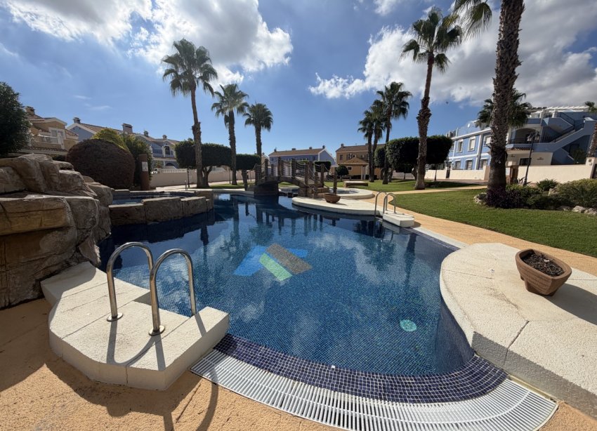 Rynek Wtórny - Apartament / Duplex - Orihuela Costa - Lomas de Cabo Roig