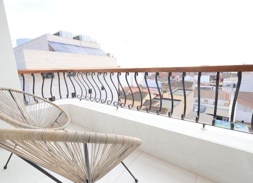 Rynek Wtórny - Apartament / Duplex - Pilar de la Horadada - Zona Pueblo
