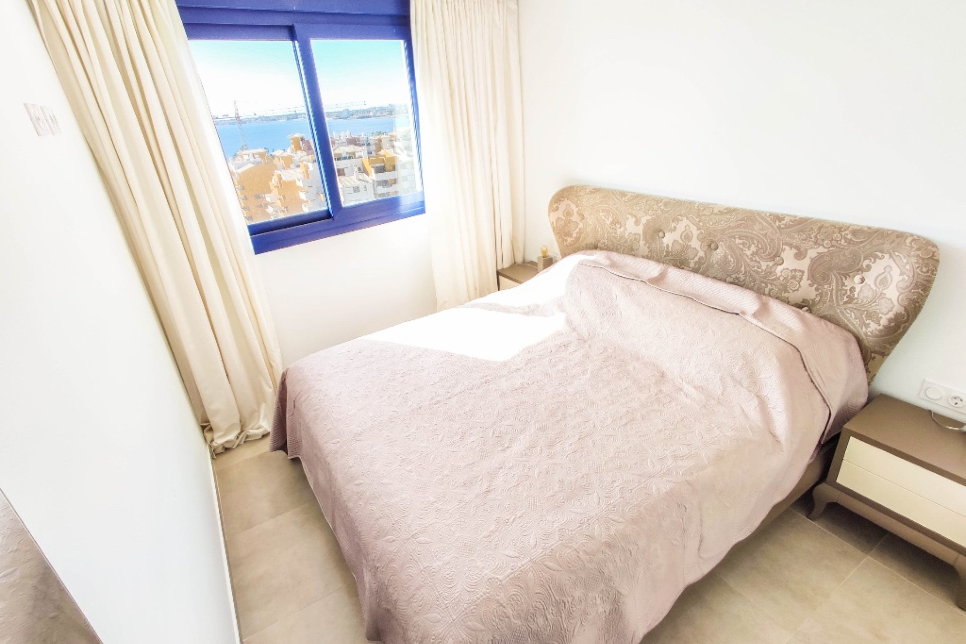 Rynek Wtórny - Apartament / Duplex - Punta Prima