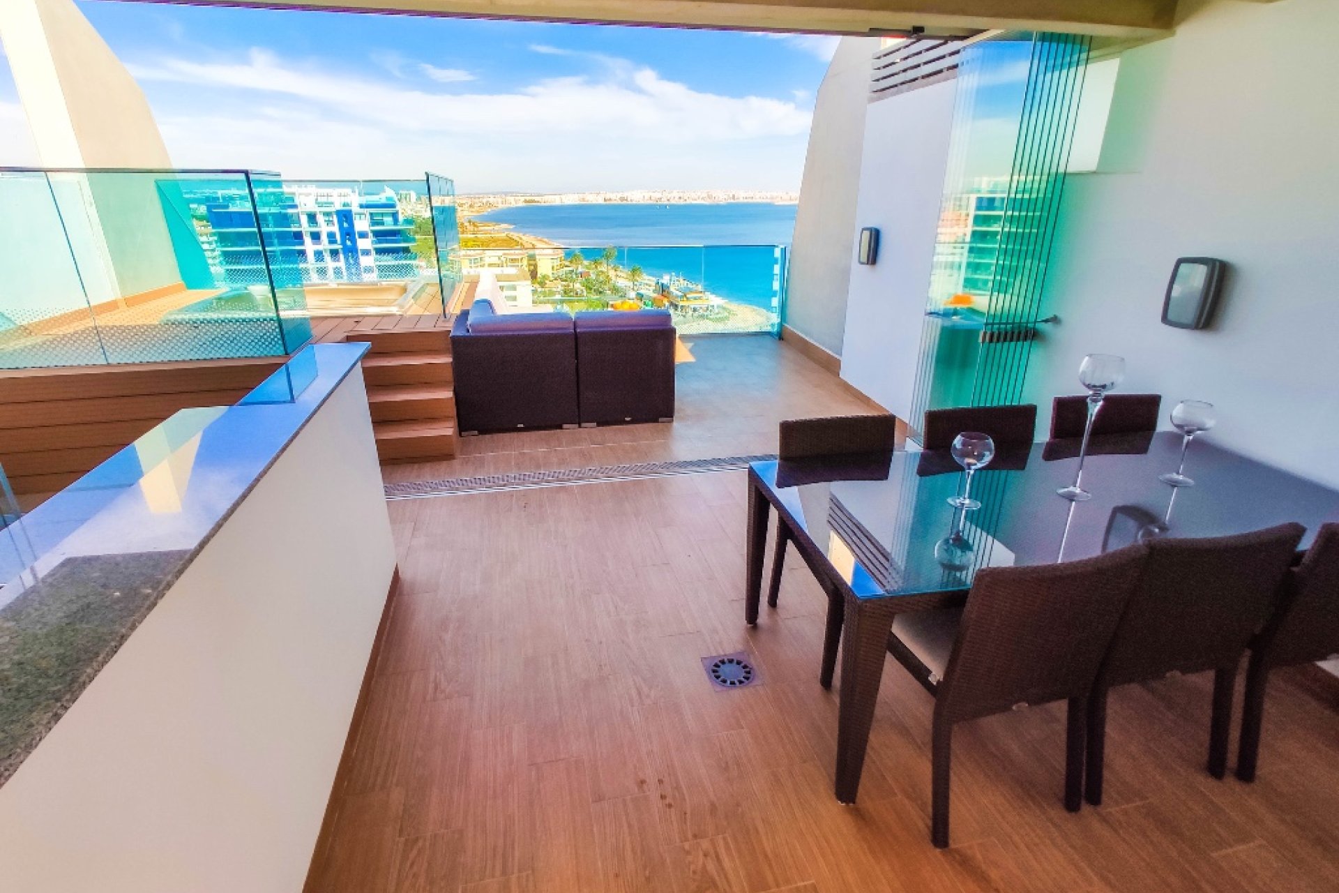 Rynek Wtórny - Apartament / Duplex - Punta Prima