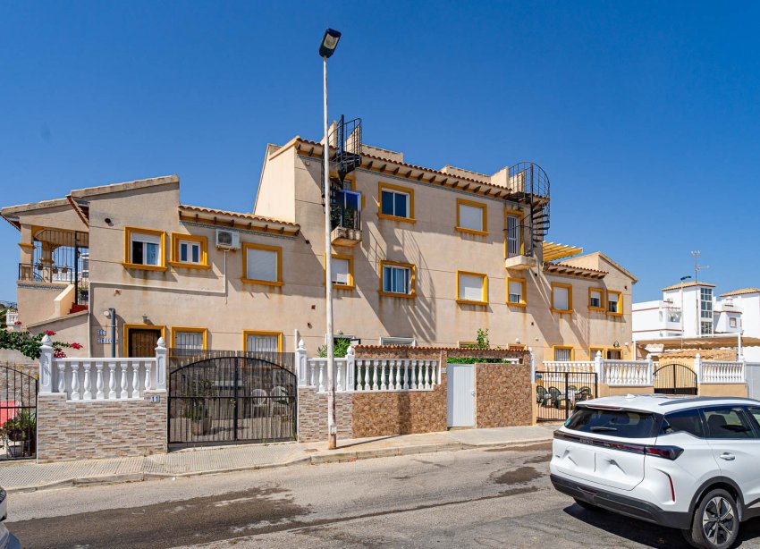 Rynek Wtórny - Apartament / Duplex - Punta Prima