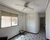 Rynek Wtórny - Apartament / Duplex - Torrevieja - Centro