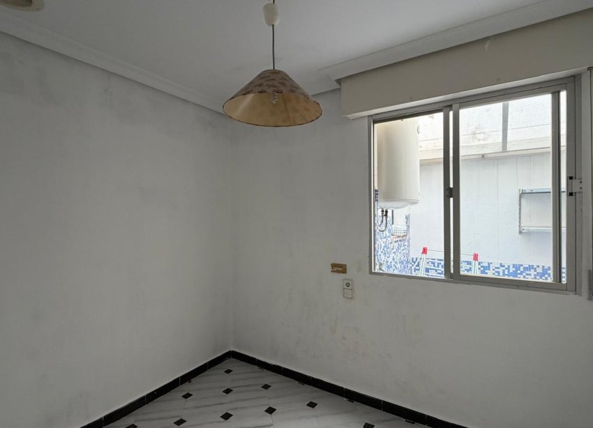 Rynek Wtórny - Apartament / Duplex - Torrevieja - Centro
