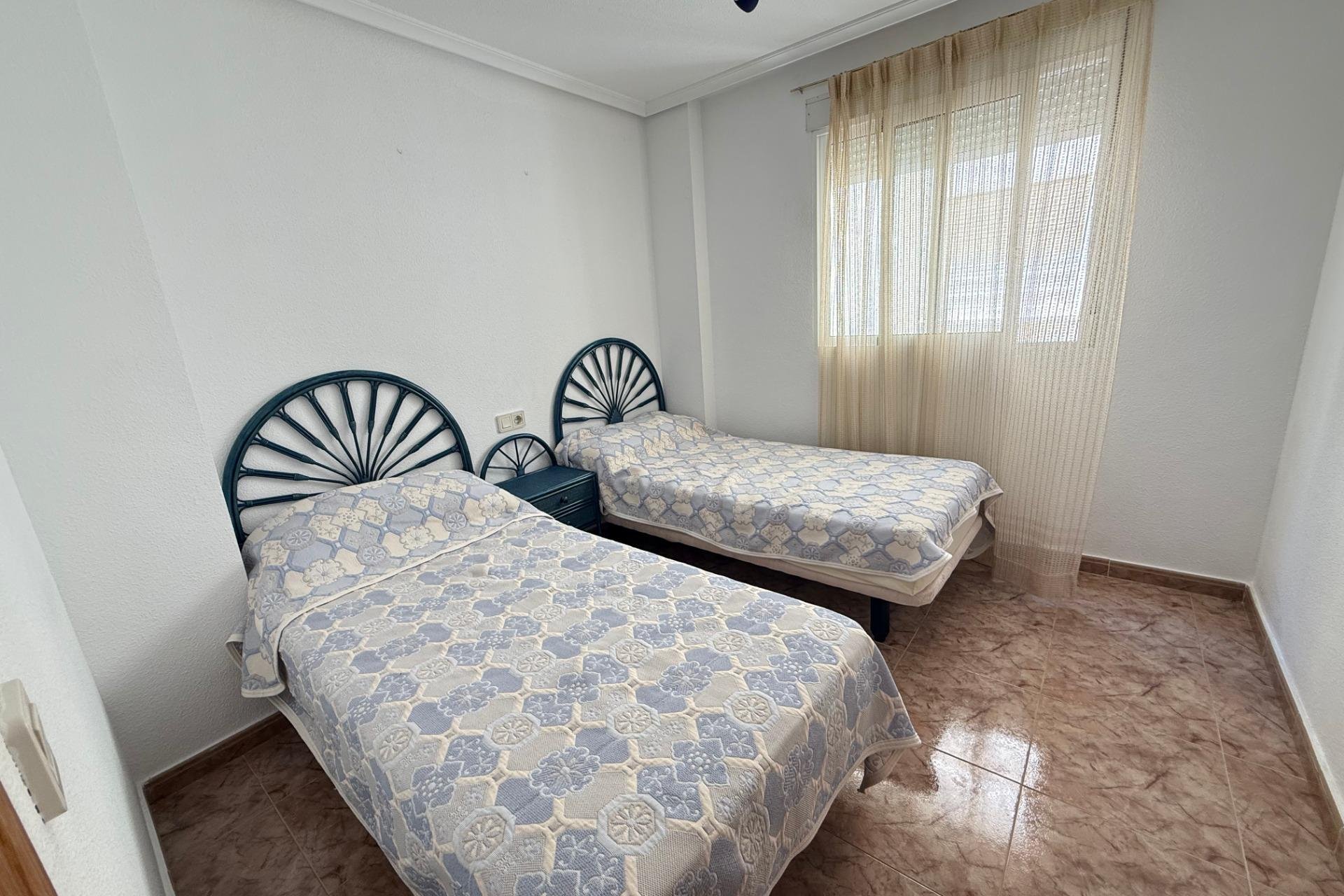 Rynek Wtórny - Apartament / Duplex - Torrevieja - Estacion de autobuses