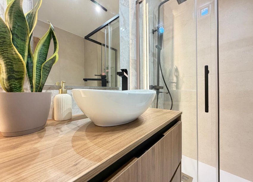 Rynek Wtórny - Apartament / Duplex - Torrevieja - Estacion de autobuses