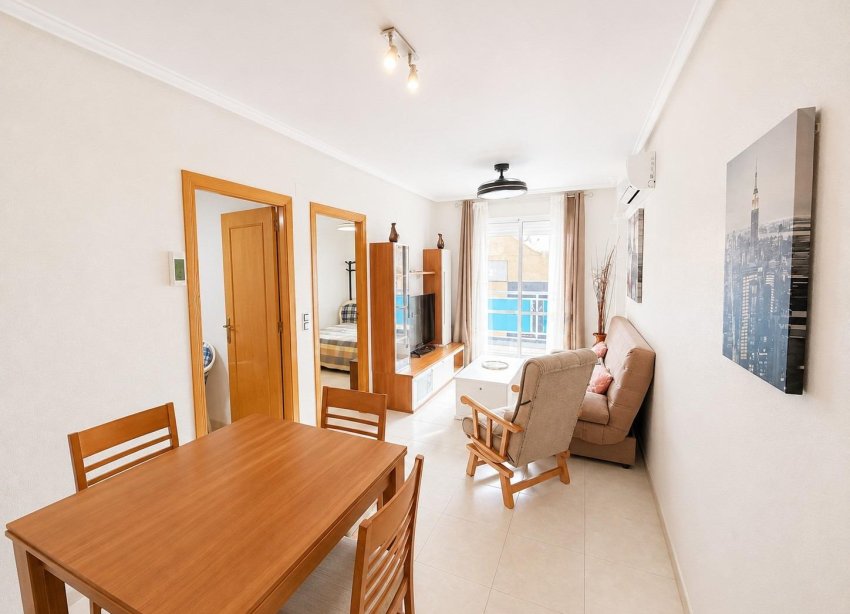 Rynek Wtórny - Apartament / Duplex - Torrevieja - Estacion de autobuses