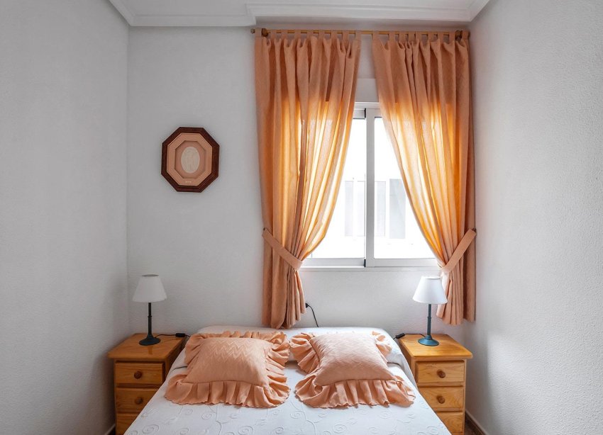 Rynek Wtórny - Apartament / Duplex - Torrevieja - Estacion de autobuses